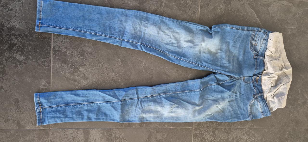 Meerdere zwangerschapsbroeken en rokken maat M