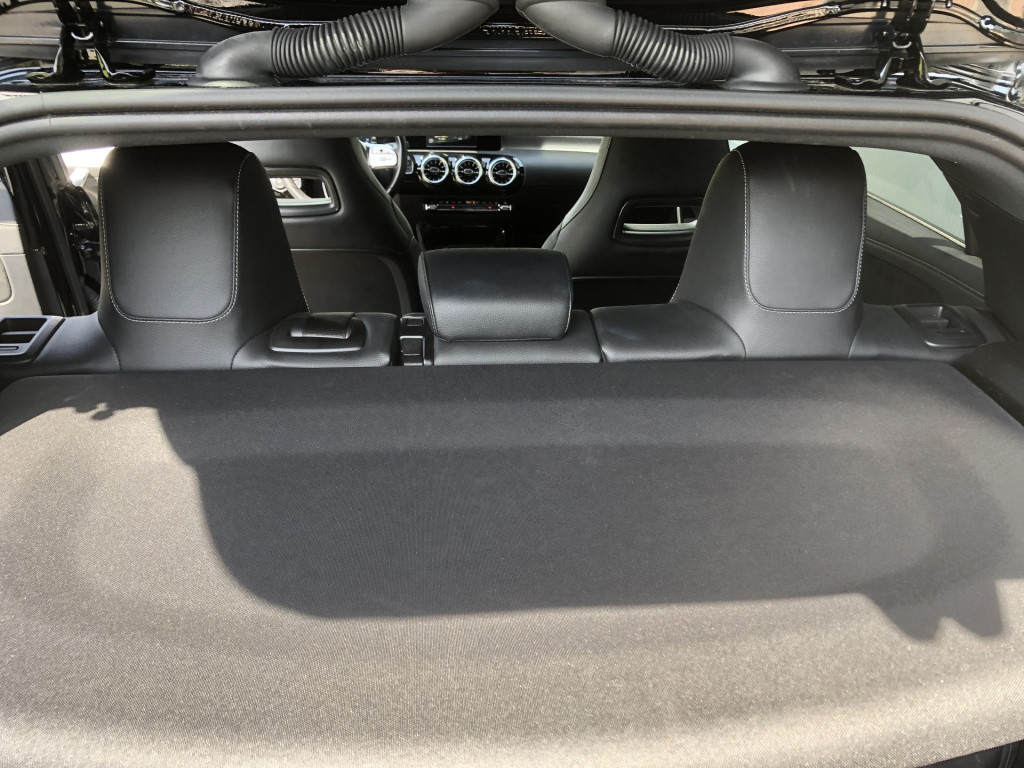 Mercedes-Benz A-Klasse 250 e business solution amg limited