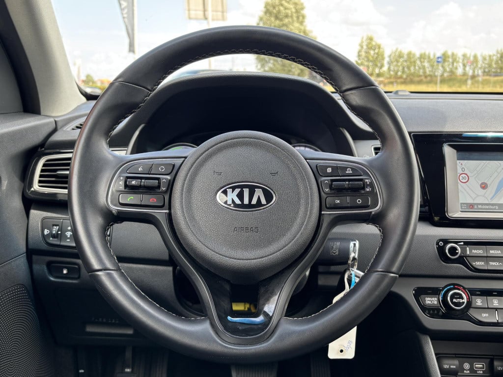 Kia Niro 1.6 gdi hybrid dynamicline | trekhaak | navigatie | camera | apple