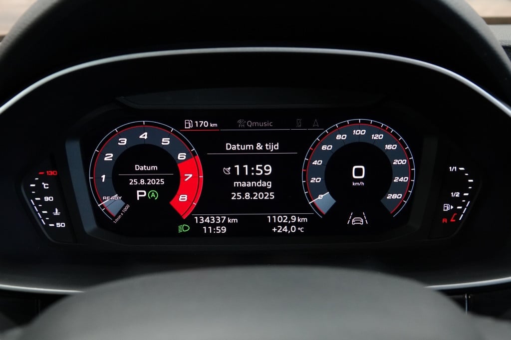 Audi Q3 35 tfsi pro line | pano | matrix | maxton | camera |