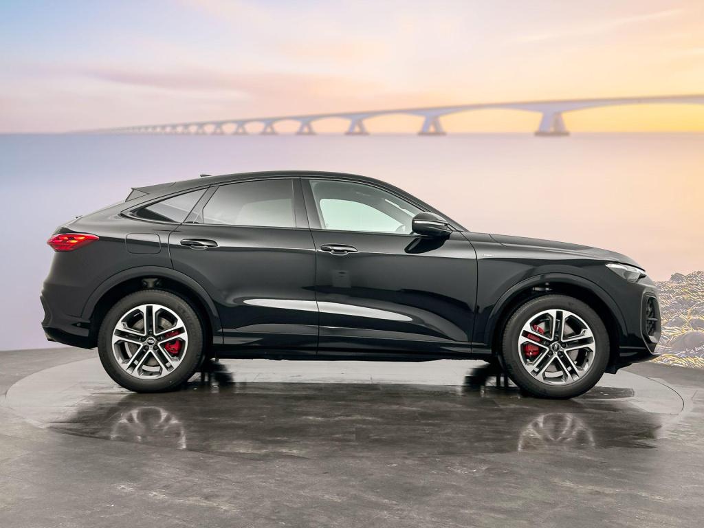 Audi Q5 sportback s edition competition e-hybrid 270 kw / 367 pk spo