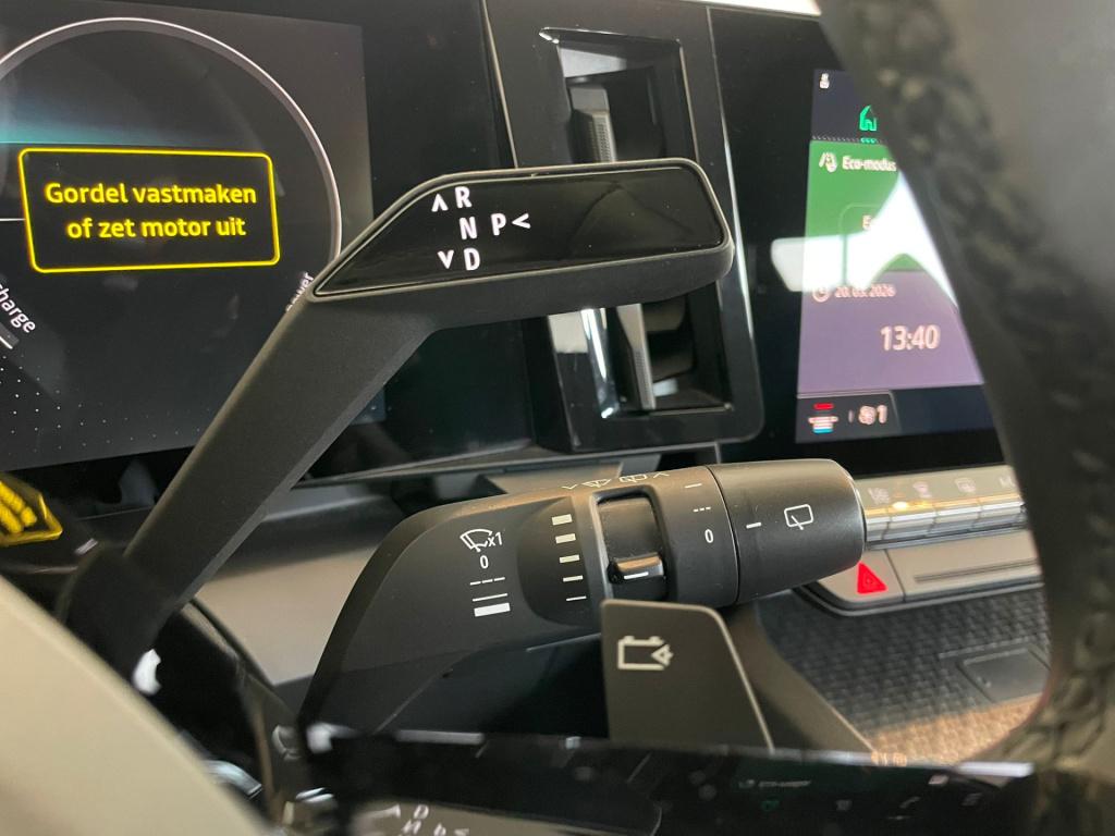 Renault Megane E-tech ev40 boost charge equilibre