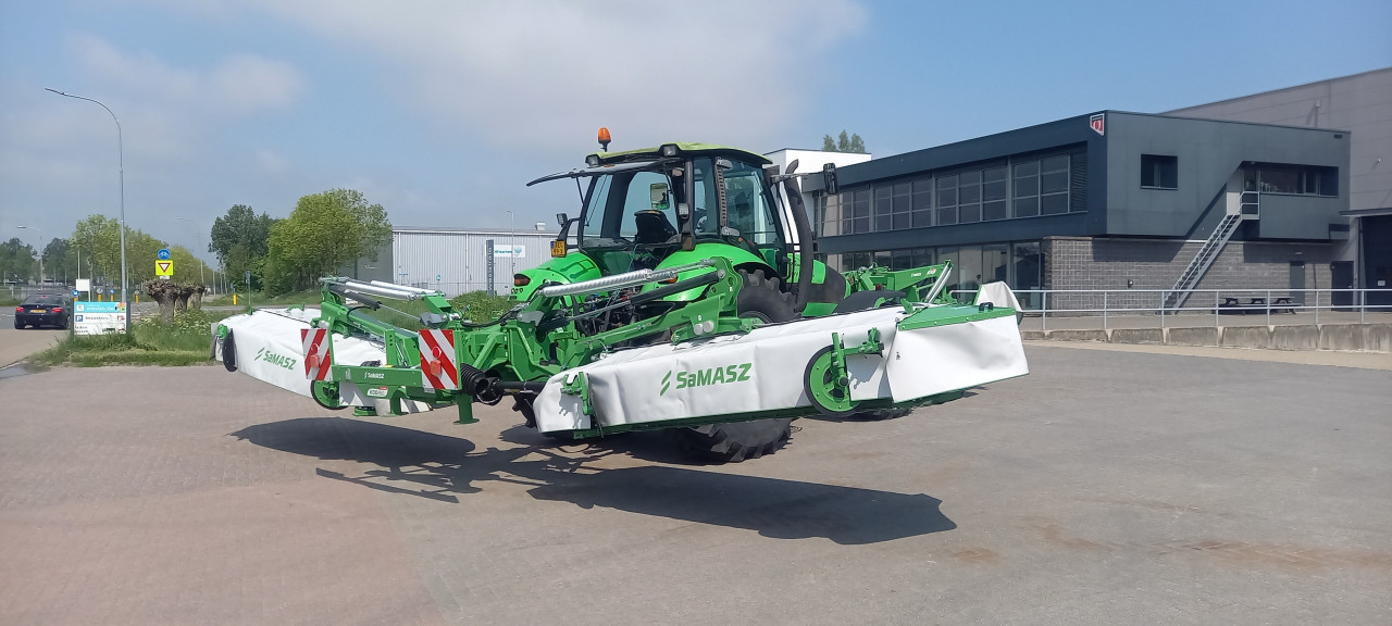 Samasz Trippel KDD 861 en Samasz KDF 301