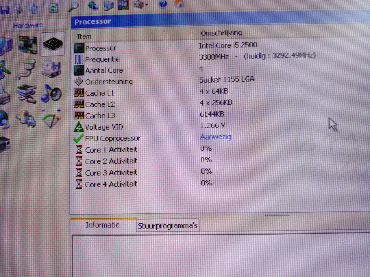 HP 8200 Elite Intel i5 met Windows XP SP3 + MS DOS box.