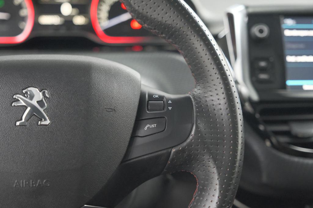 Peugeot 2008 puretech 130 gt-line | allseason banden | panoramadak | apple 