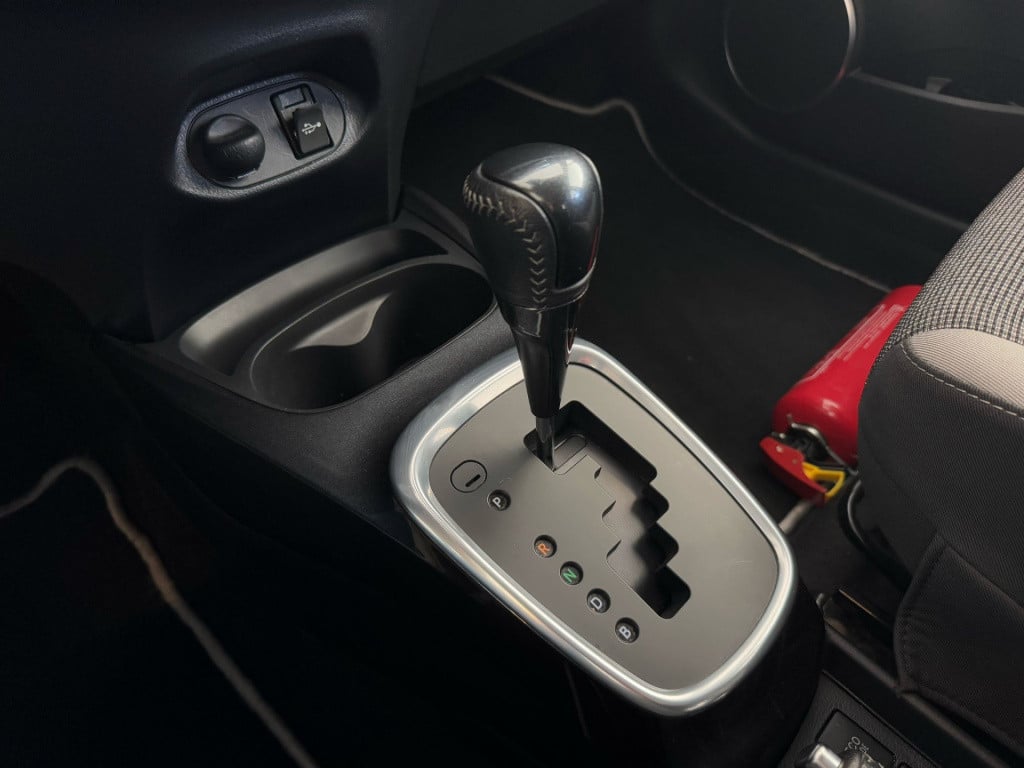 Toyota Yaris 1.5 hybrid y20 exclusive edition