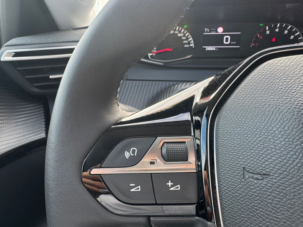Peugeot 208 1.2 puretech allure