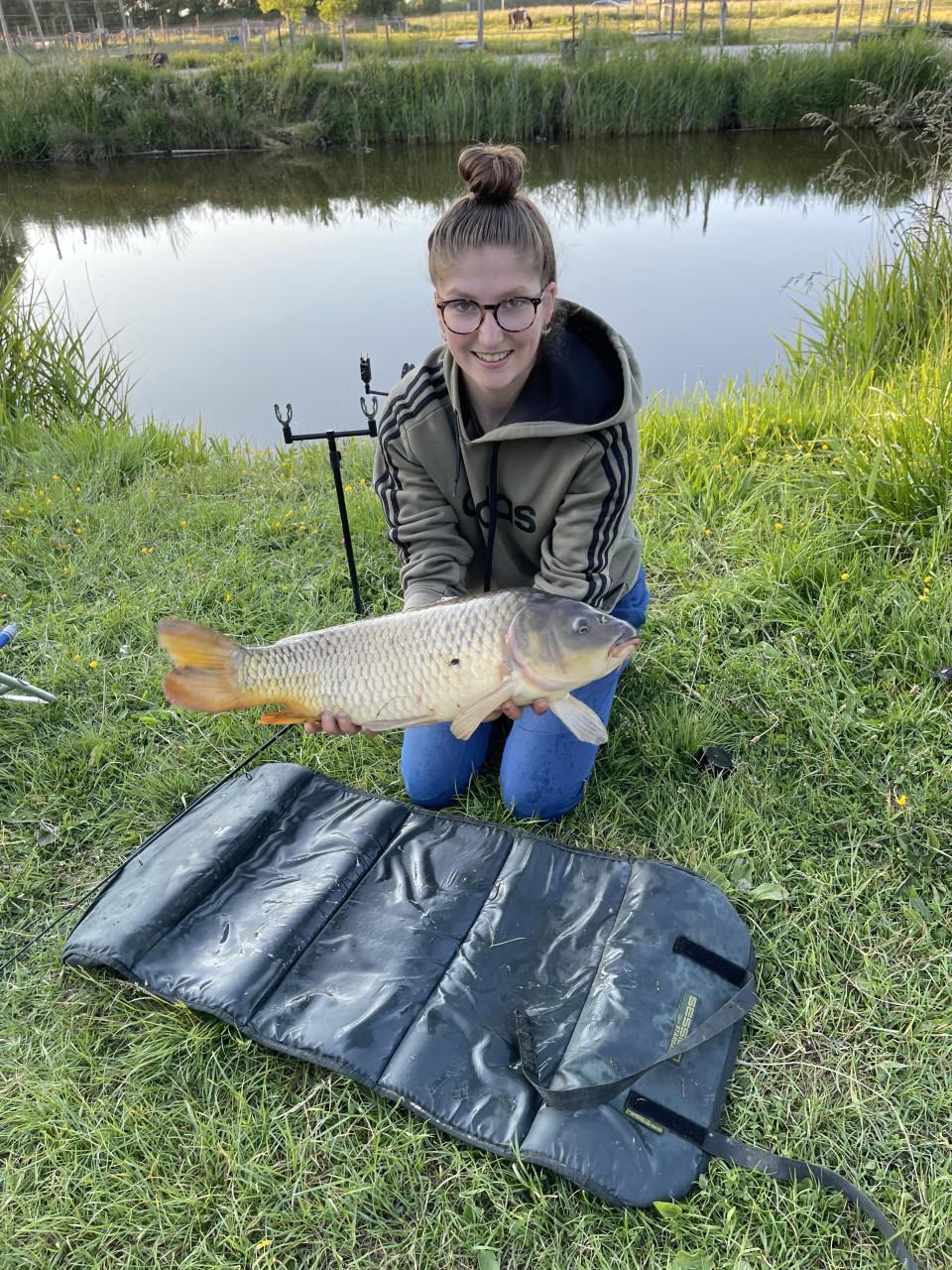 Hengelsport bij Karpervisserij Koudekerke € 17,50 voor een jaarvergunning