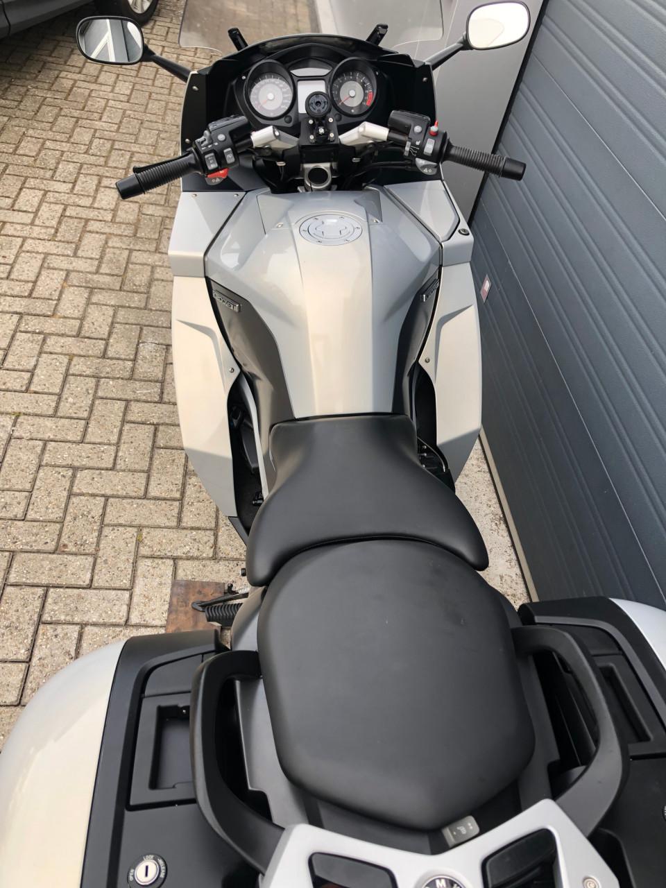 Mooie BMW K1200GT uit 2006 met 35 dkm, cruisecontrol, rijklaar €3500,-