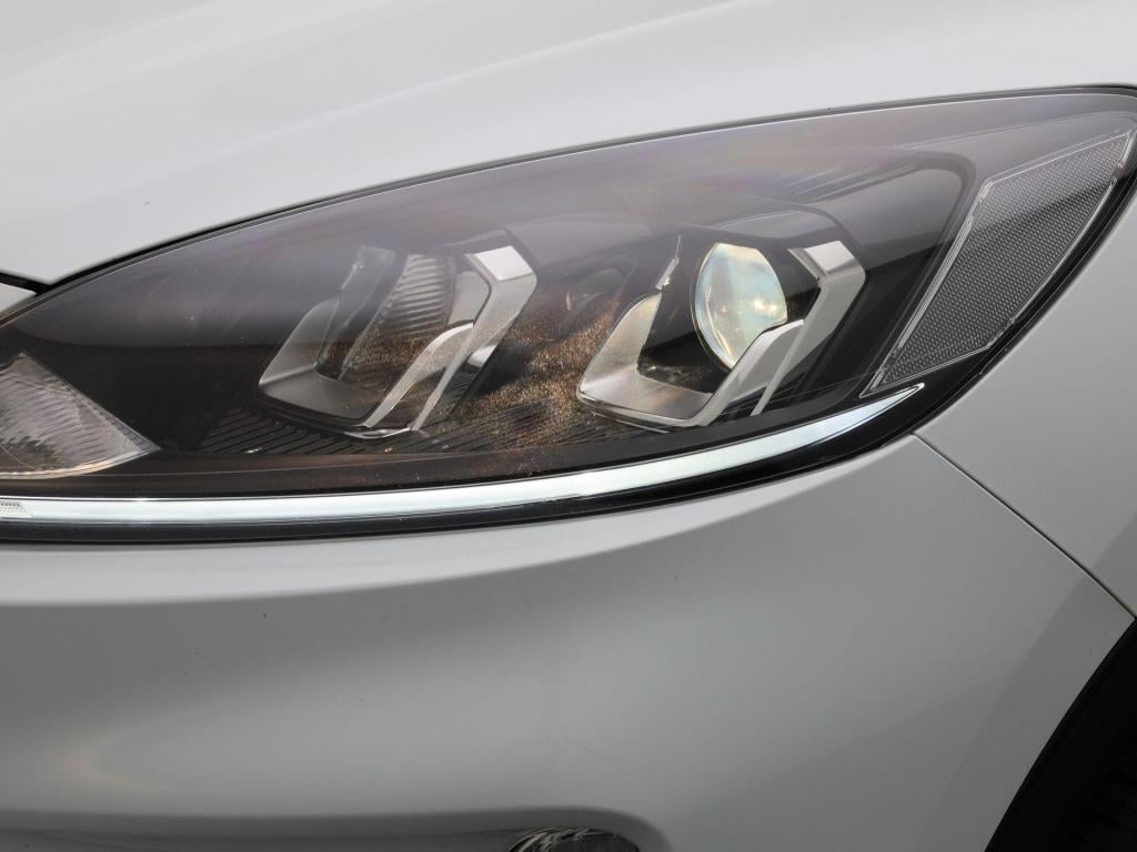 Ford Kuga 2.5 phev titanium | automaat | navigatie | trekhaak | navigatie |