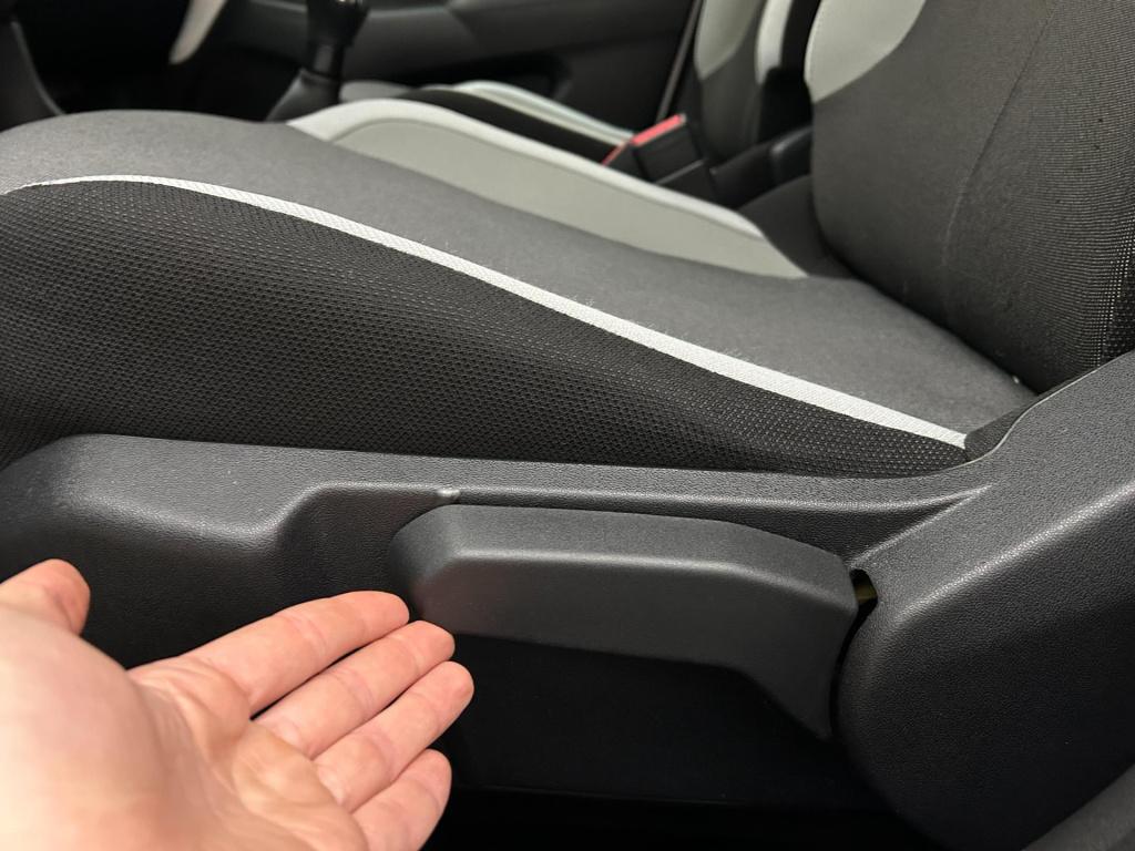 Toyota Aygo occasion 1.0 vvt-i x-play | wit | tweedehands toyota aygo | air