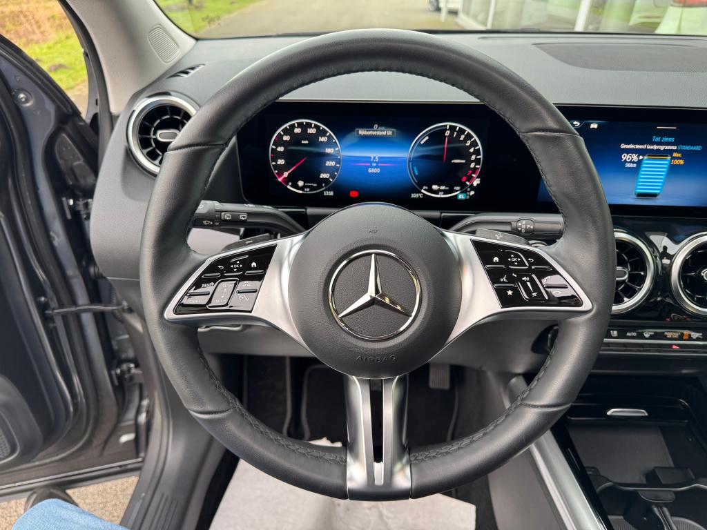 Mercedes-Benz Gla-klasse 250 e progressive line advanced automaat ,elektris