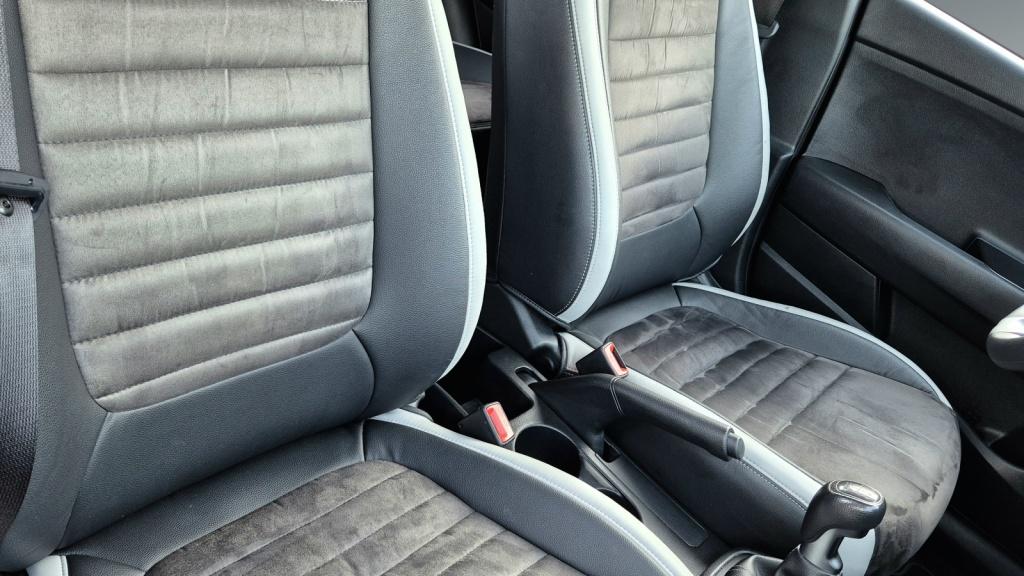 Kia Stonic 1.0 t-gdi mhev c.l.|airco|apple carplay|navi