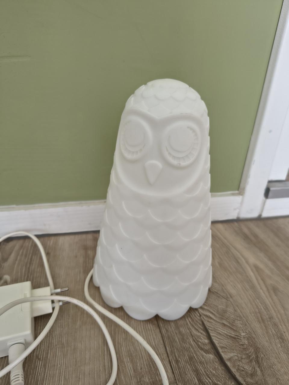 Mooie Ikea tafellamp uil, nachtlamp uil. Uilenlamp wit.