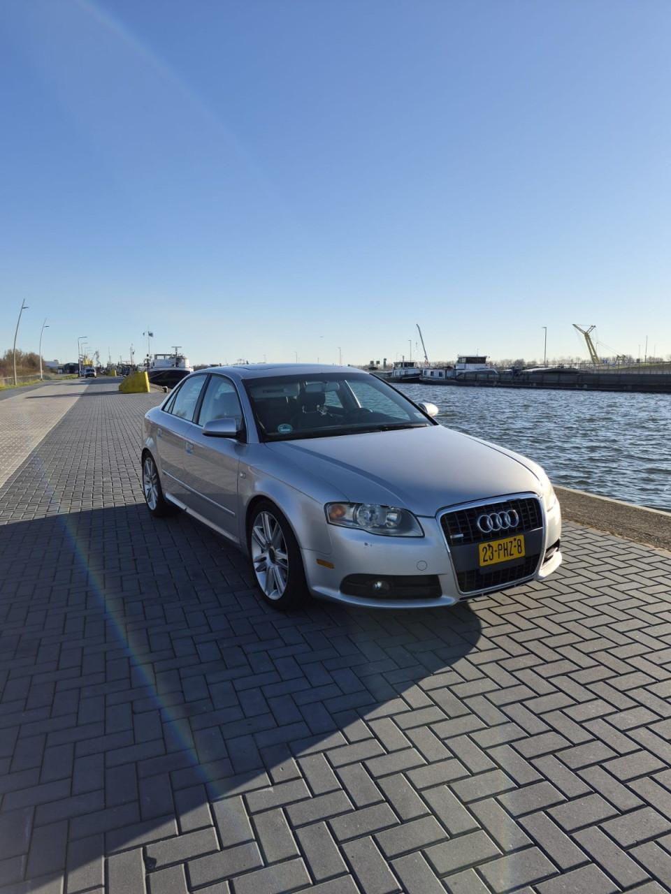 2008 Audi A4 B7 2.0 TFSI Quattro sedan (USA)
