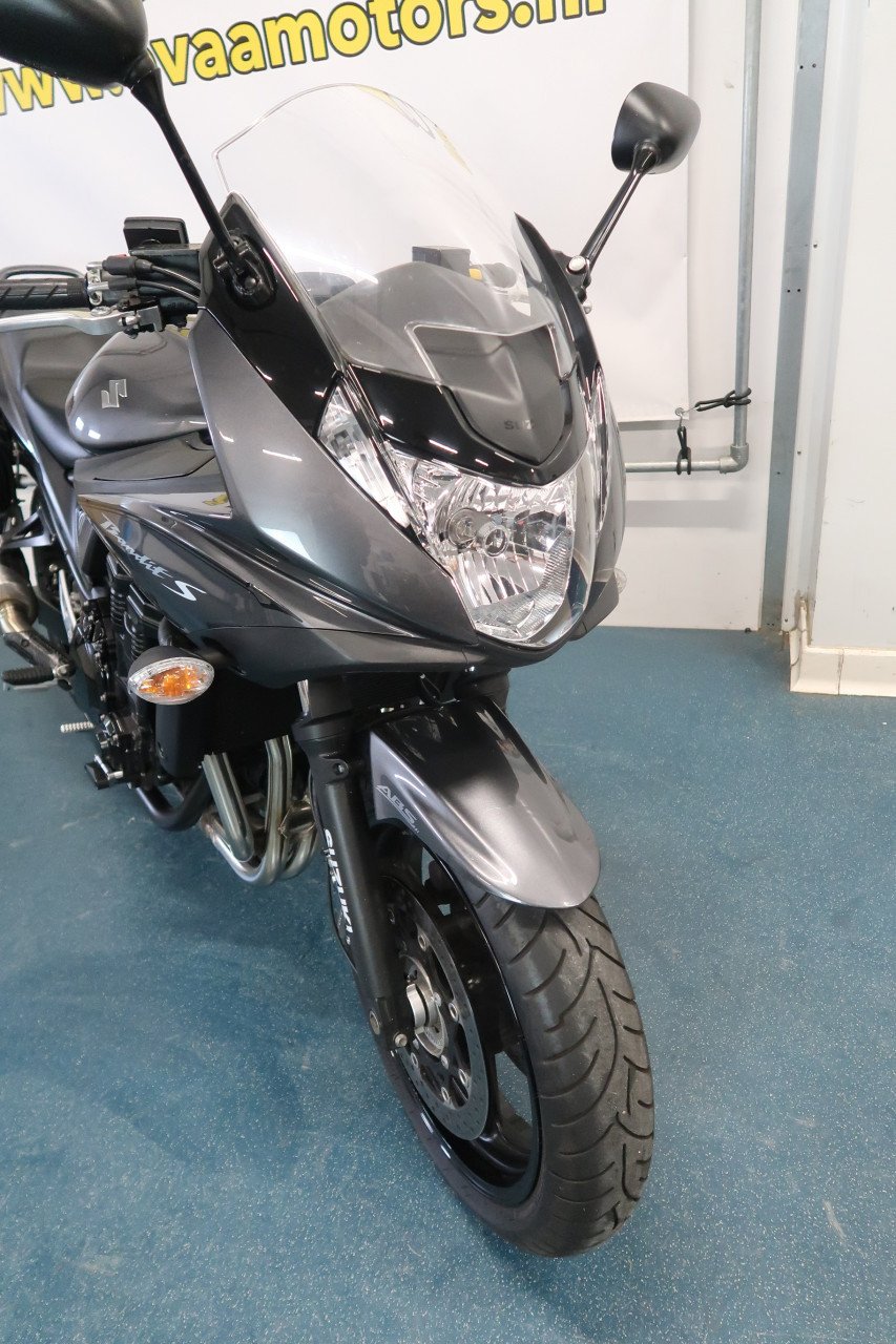 2011 Suzuki Bandit GSF650A in nieuwstaat
