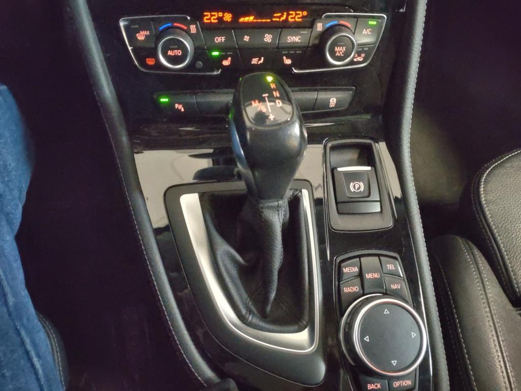 BMW 2-serie active tourer 220d executive | automaat | pano dak