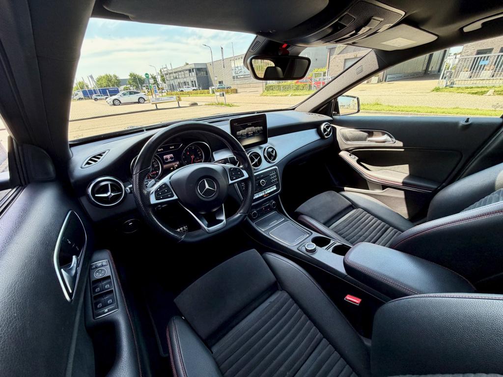 Mercedes-Benz Gla-klasse 200 premium plus navi ecc dak