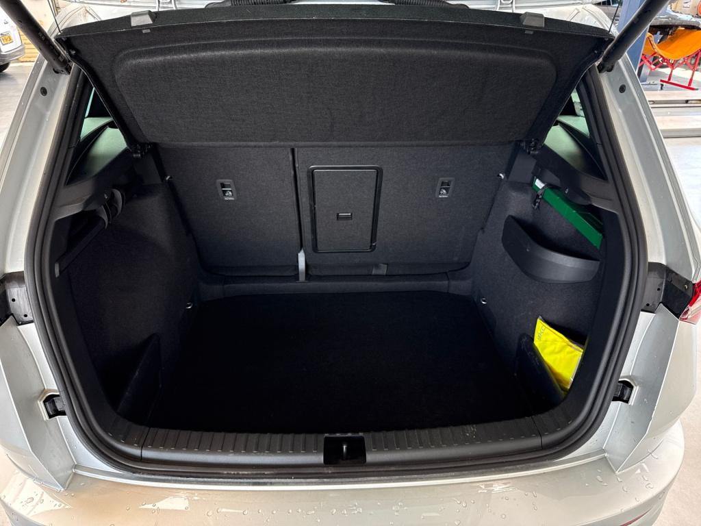 Skoda Karoq 1.5 tsi act sportline business