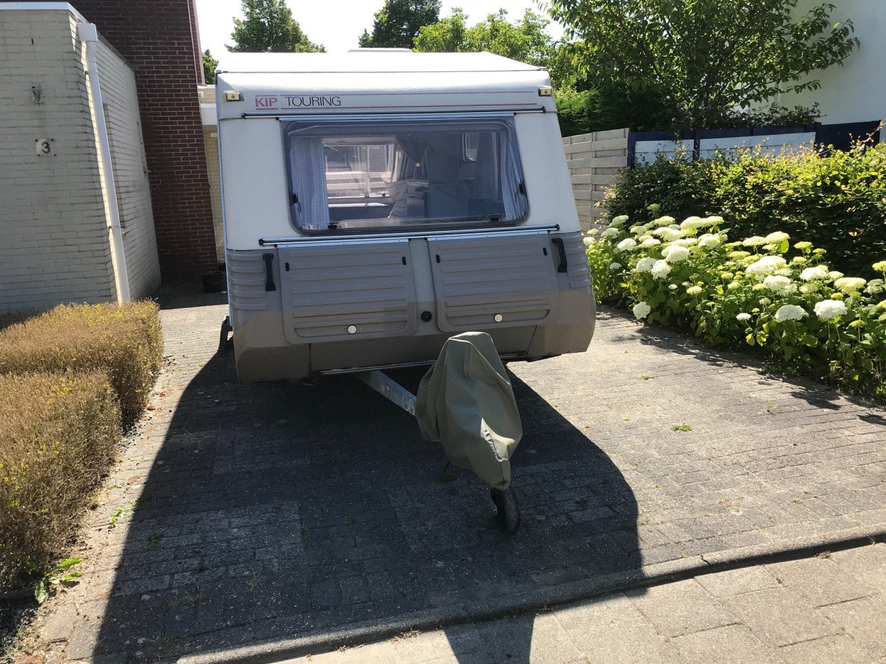 Kip touring 40 met mover en accessoires