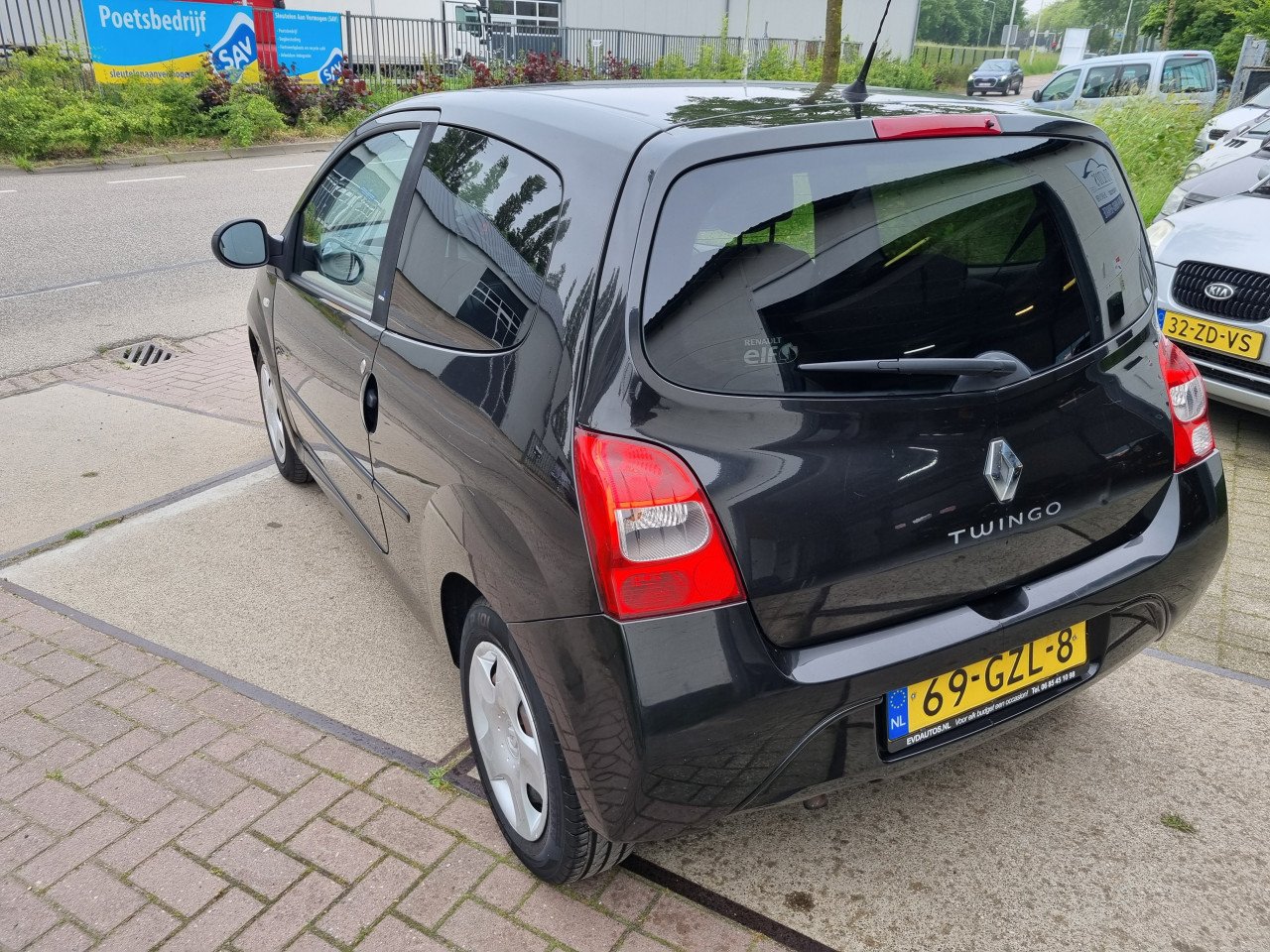 Renault Twingo 1.2- 16V Nokia