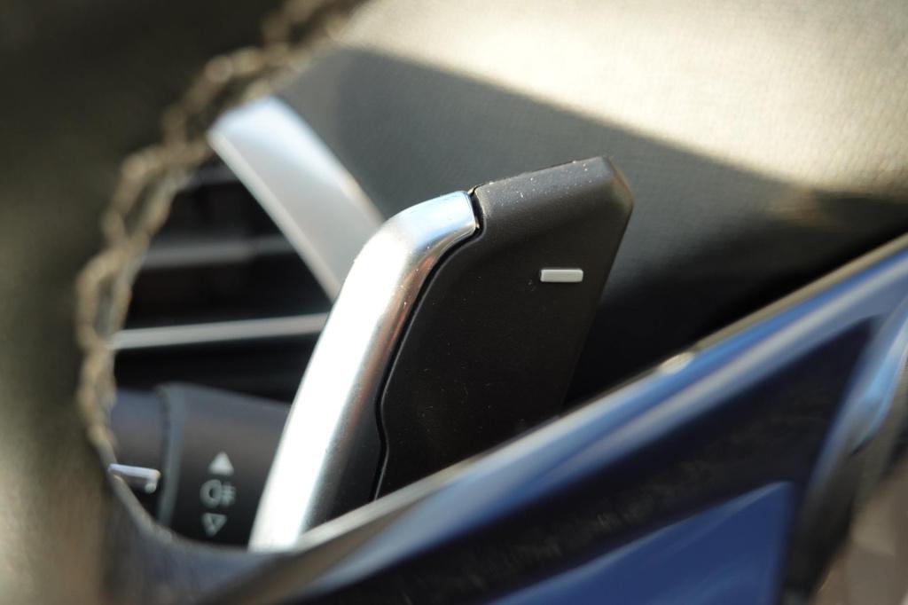 Peugeot 3008 1.6 hybrid 225 allure