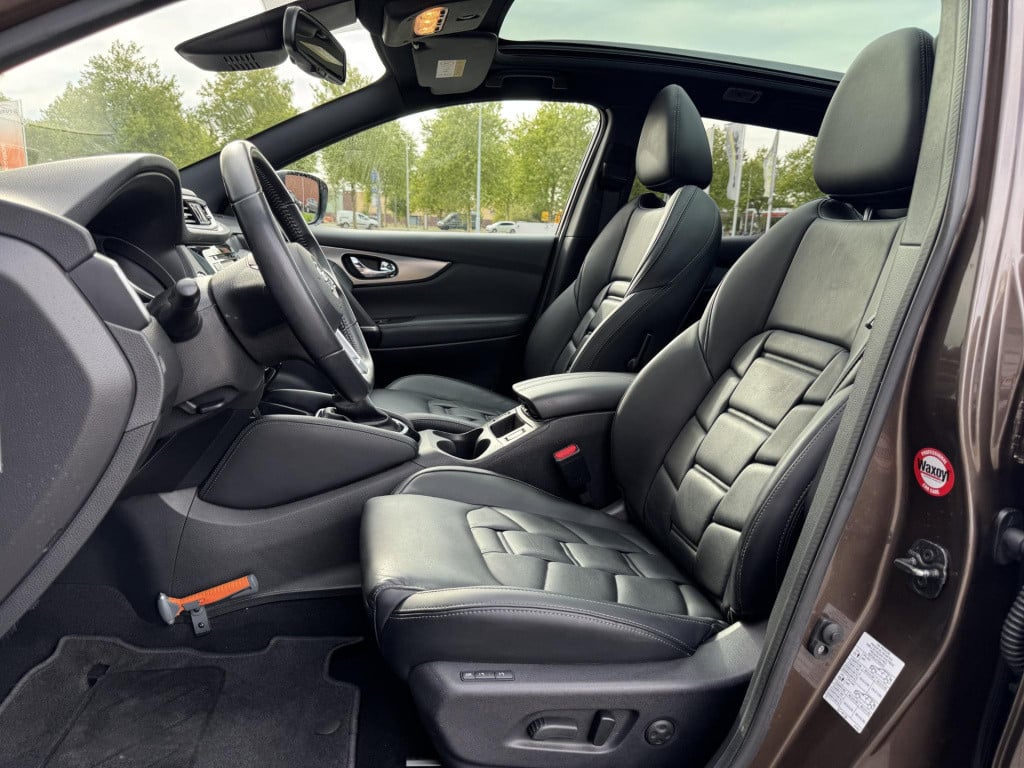 Nissan Qashqai 1.2 tekna + automaat, trekhaak + meest luxe uitvoering!