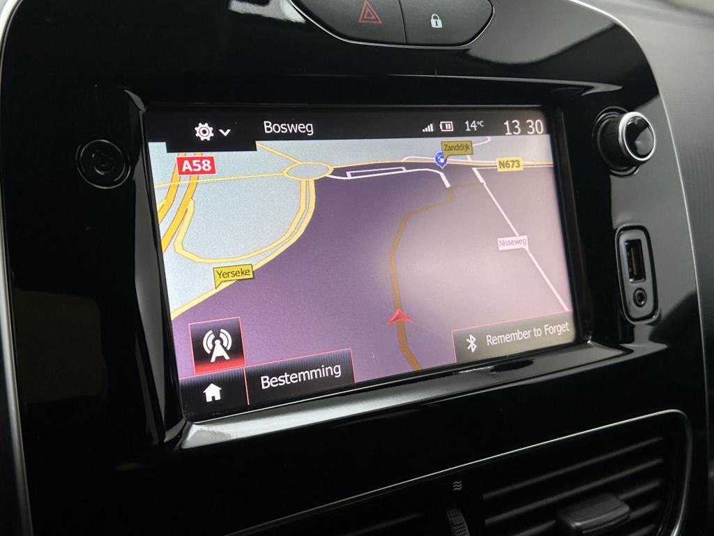 Renault Clio estate occasion 0.9 tce limited | zwart | airco | tweedehands 