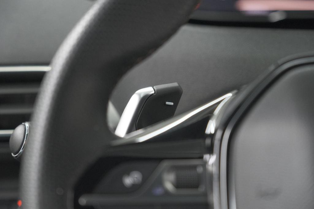 Peugeot 3008 puretech 130 eat8 gt | camera | adaptieve cruise control | alc