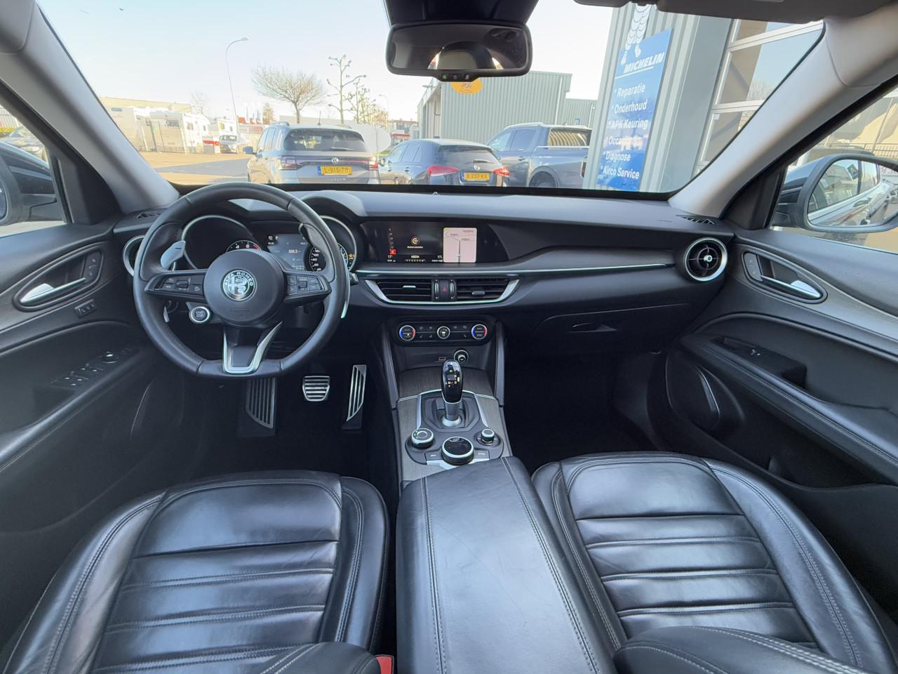 Alfa Romeo Stelvio - 2.0 T AWD 280PK | Pano | Memory