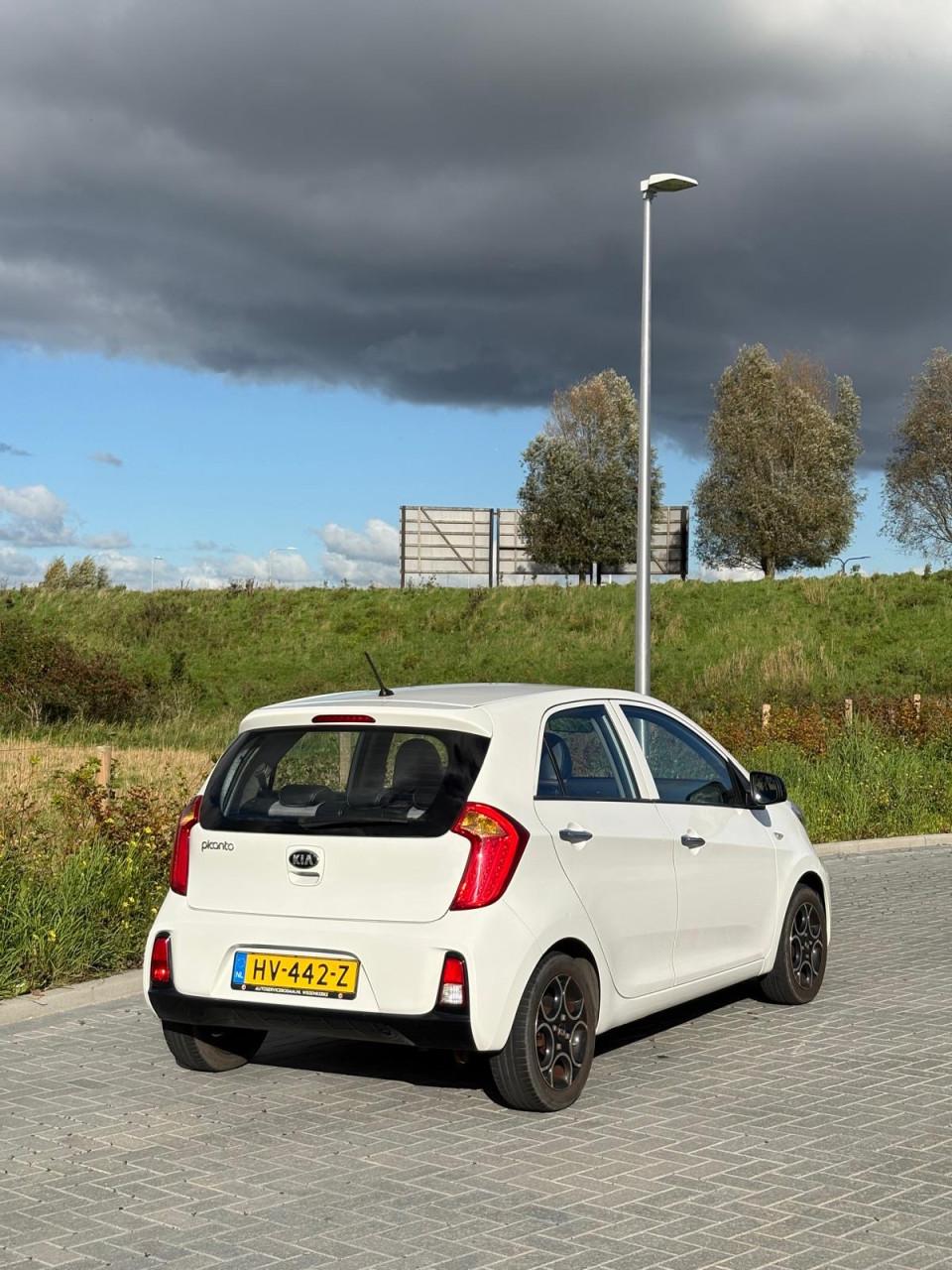 Kia picanto 2016 1.0 DynamicLine CarPlay