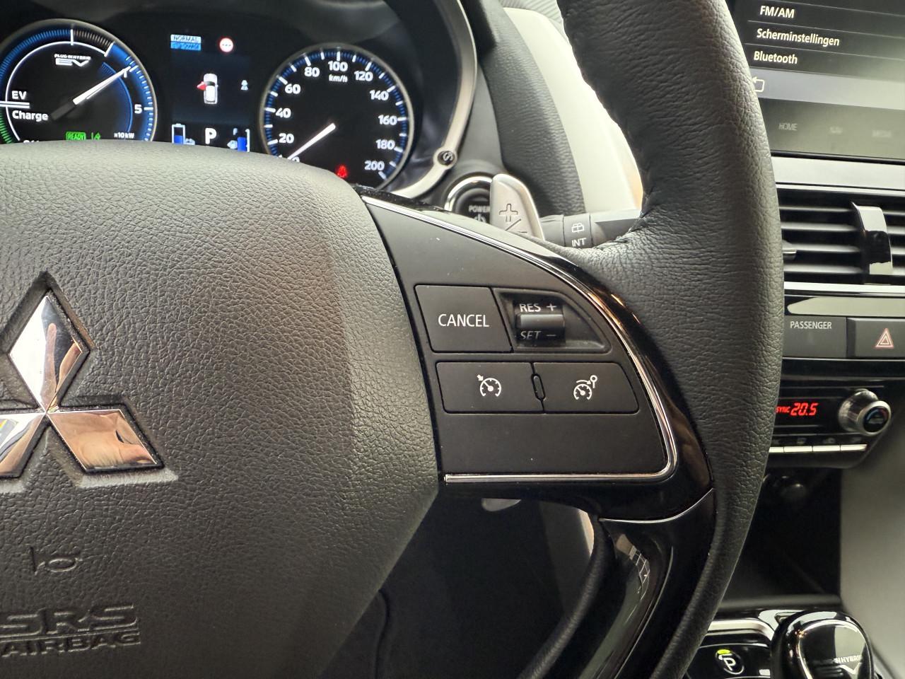 2024 Mitsubishi Eclipse Cross - 2.4 PHEV Intense+ 6475KM!