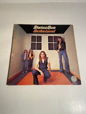 Lp van status quo, on the level.