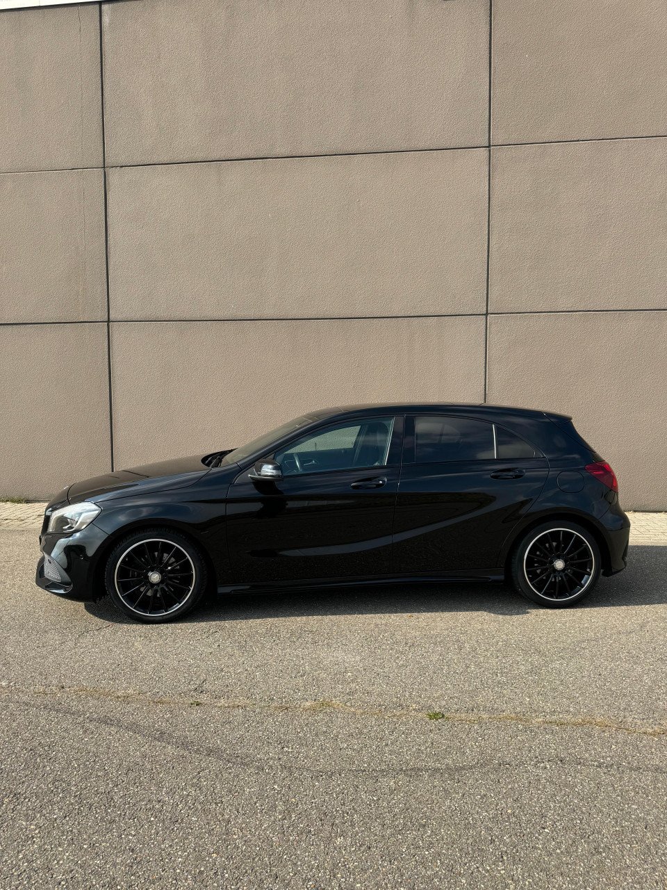 Zeer nette, goed onderhouden Mercedes A-Klasse AMG Night Pakket.