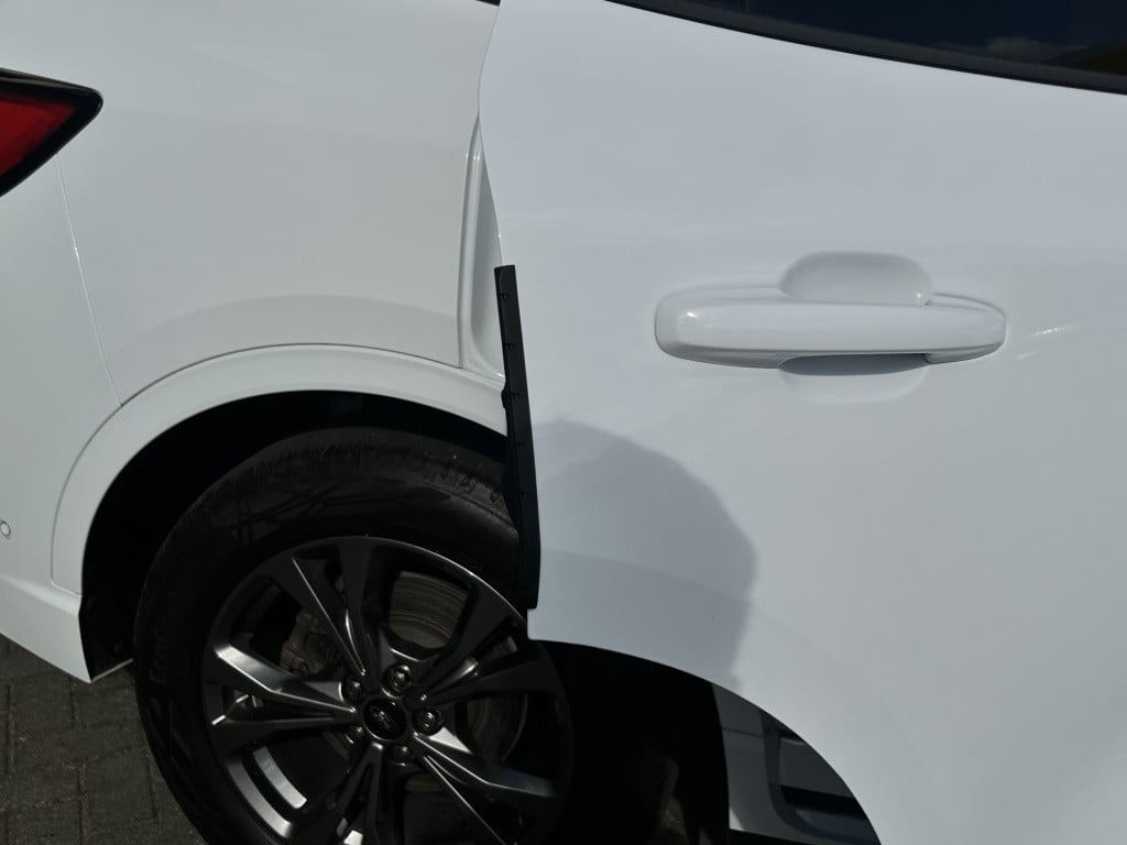 Ford Kuga 2.5 phev st-line x | camera | apple/ android carplay | head-up di