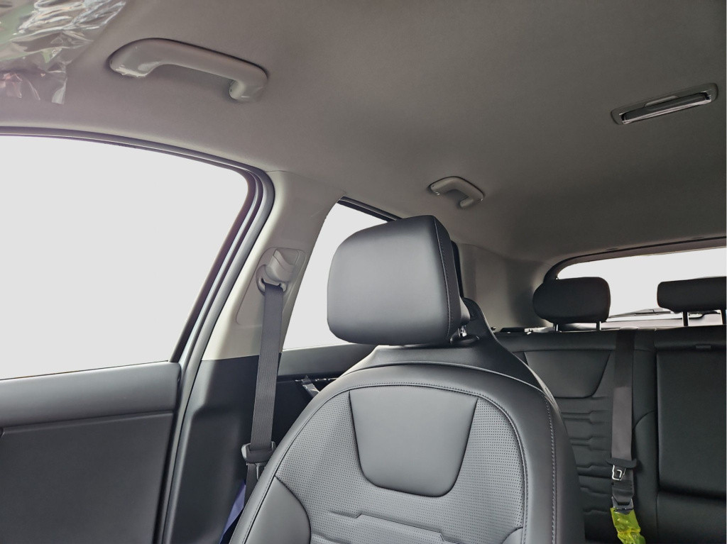 Kia Niro Ev air 64.8 kwh | nieuwe auto | snel rijden! | parkeercamera | nav