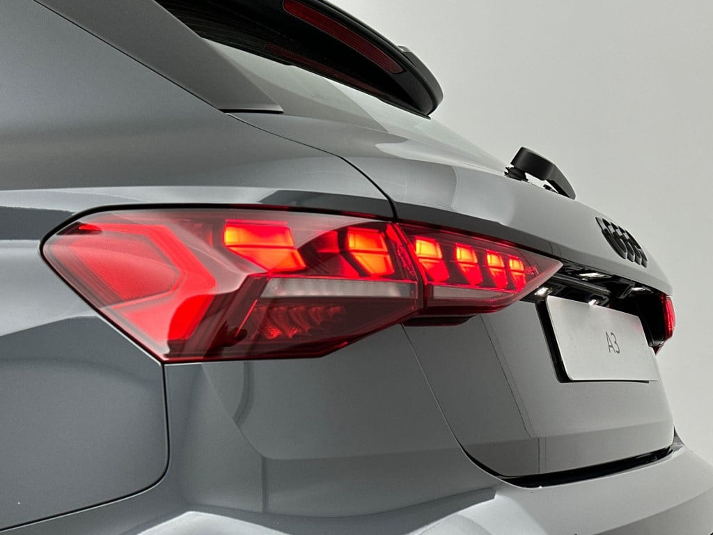 Audi A3 allstreet advanced edition 40 tfsi e 150 kw / 204 pk sportba