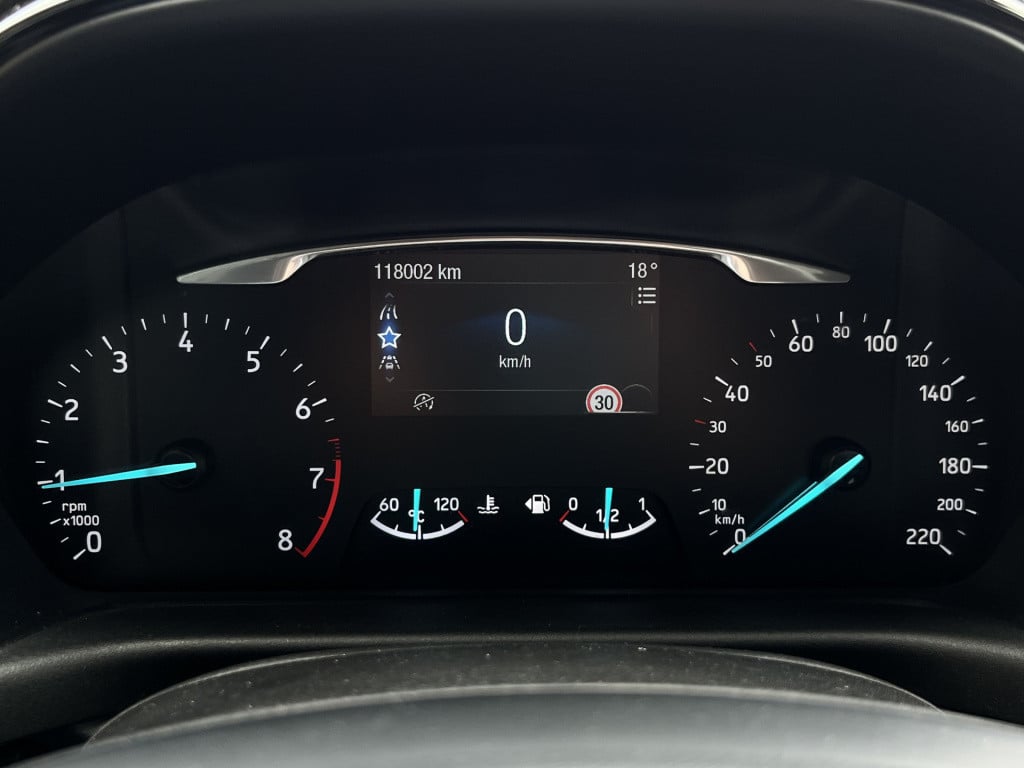 Ford Fiesta 1.0 ecoboost titanium | apple/ android carplay | st - velgen | 
