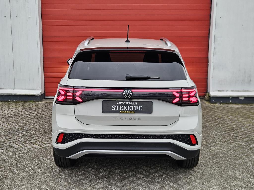 Volkswagen T-cross 1.5 tsi r-line | carplay | stoelverw.