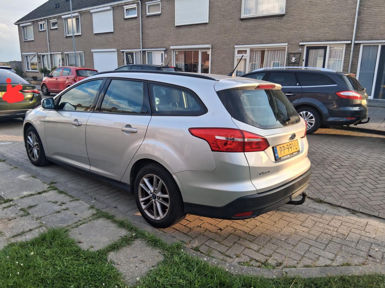 Ford Focus 1.0 ecoboost 74KW Wagon 2017 grijs