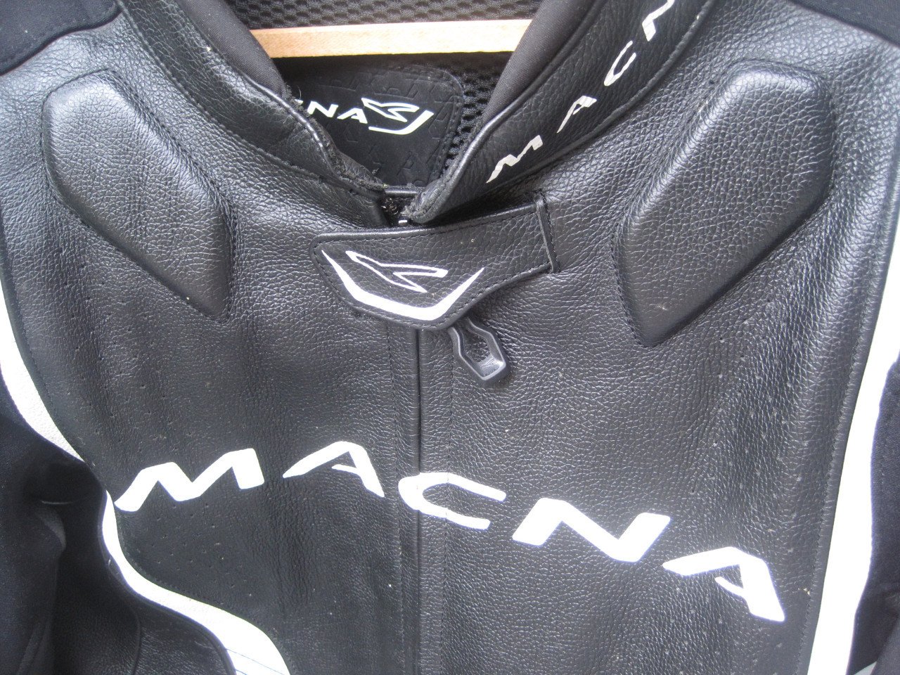 Motorjas Macna  maat 52