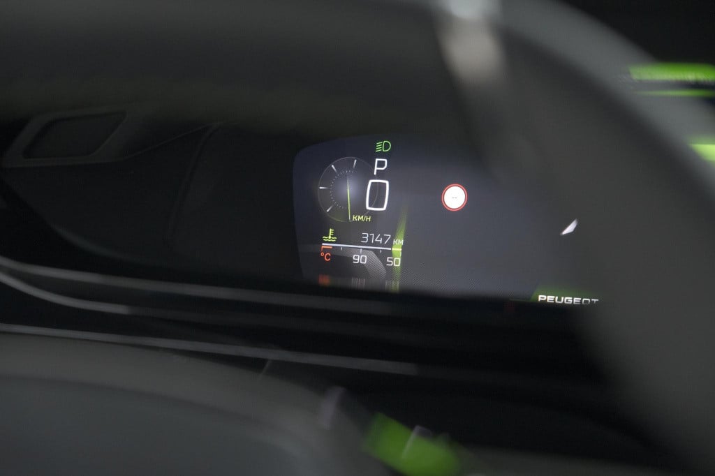 Peugeot 408 puretech 130 eat8 gt | 360 camera | adaptieve cruise control | 