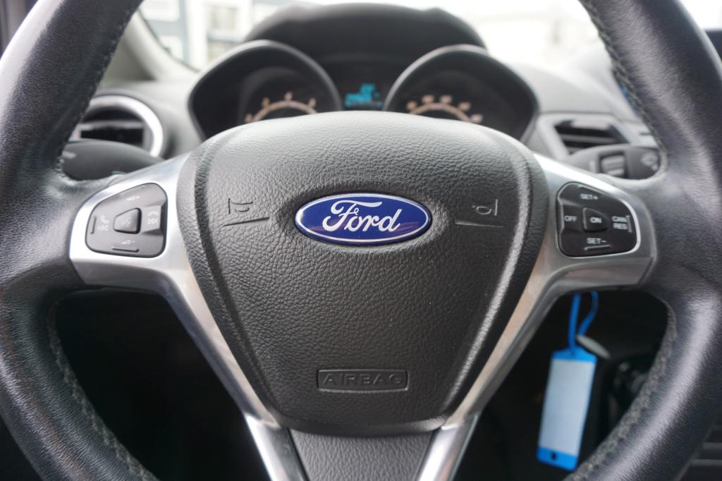 Ford Fiesta 1.0 ecoboost hot hatch airco / navi / cruise / stoelverw. / par