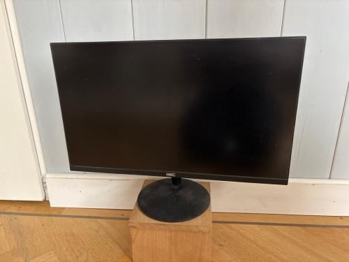 Monitor 24 inch