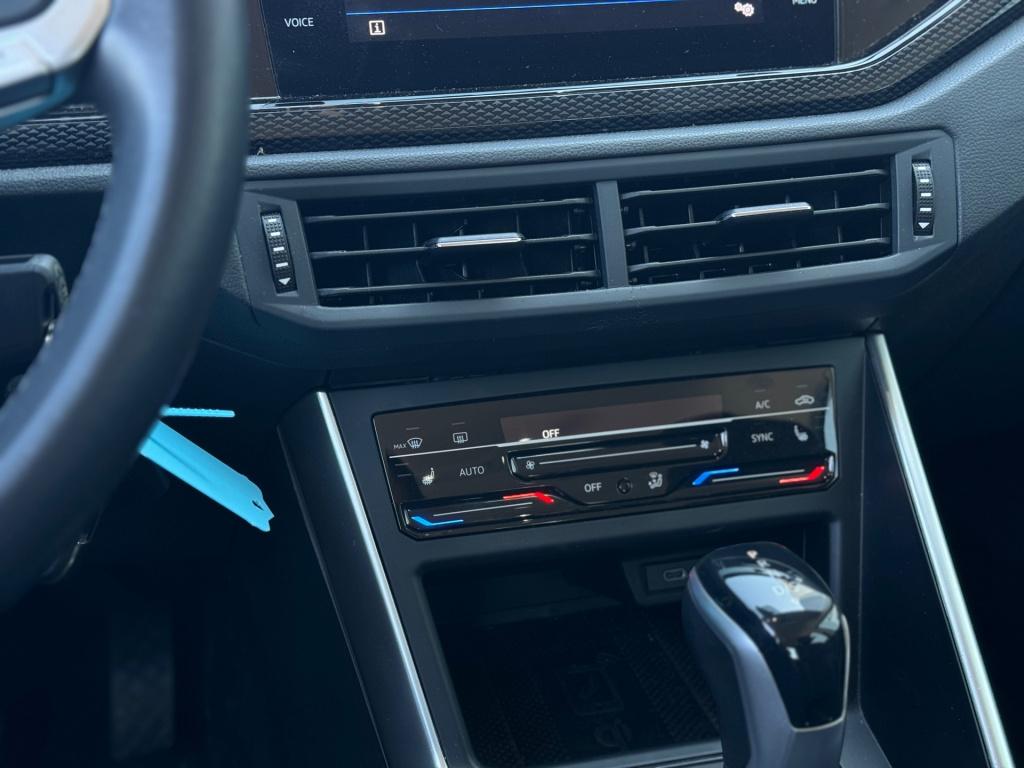 Volkswagen Taigo 1.0 tsi life business * carplay * stoelverwarming * pdc 2x