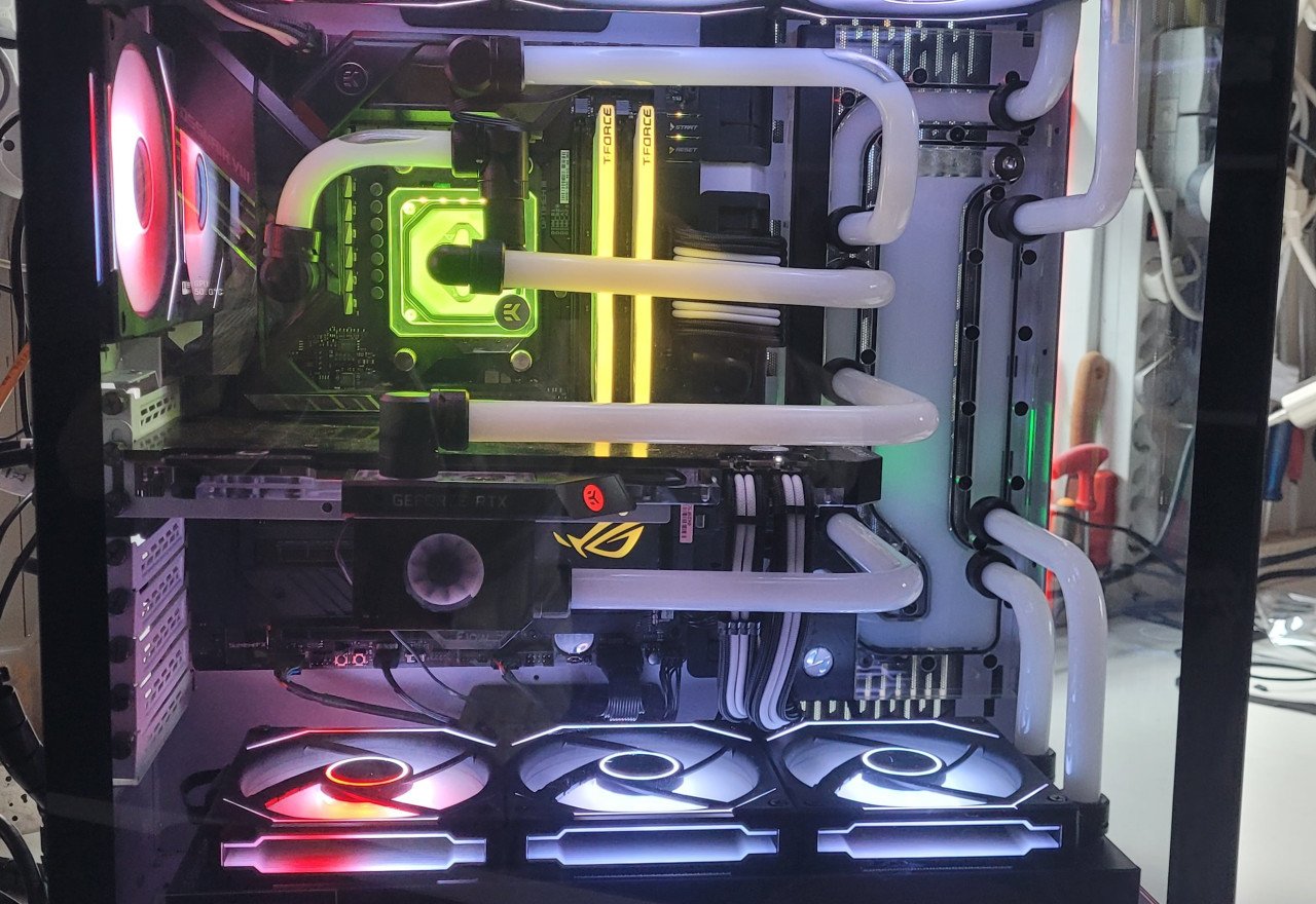 Game PC,Custom Waterkoeling,Ryzen 9 2080 super