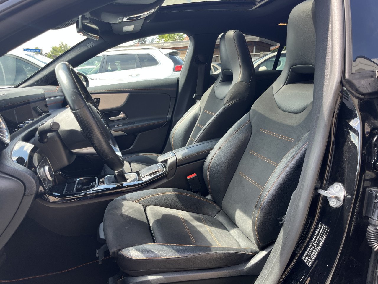 Mercedes CLA 200 Orange Art Edition 2019 Nieuw model Panodak AMG Pakket