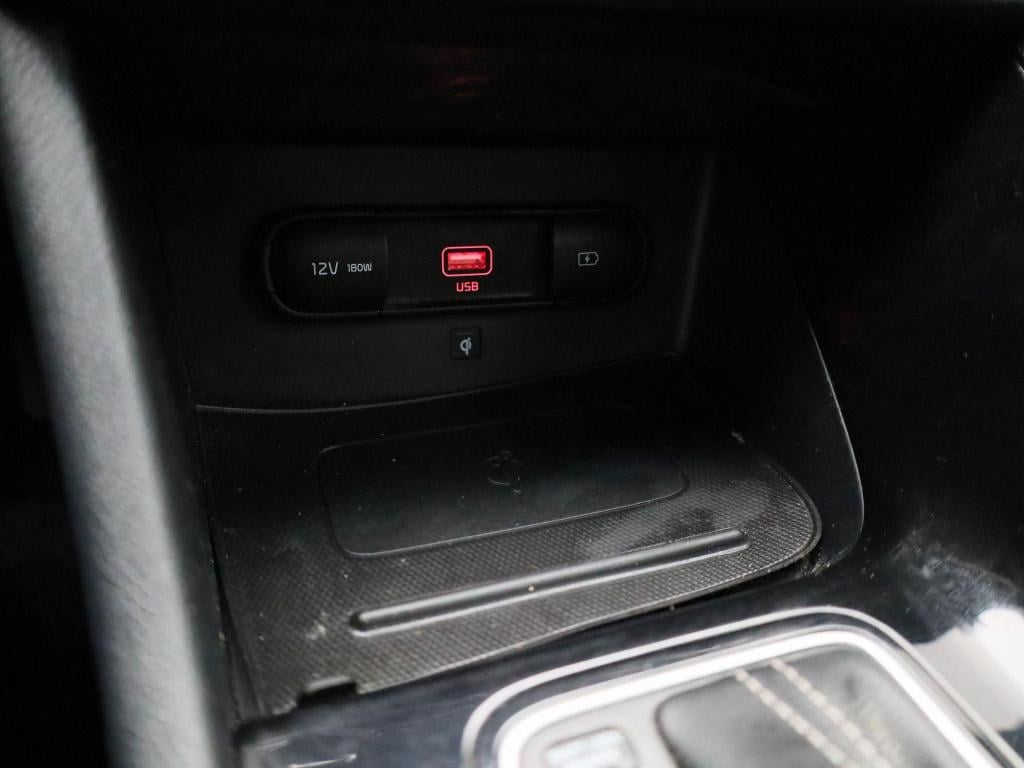 Kia Niro more 1.6 gdi phev 6dct | automaat | parkeer sensoren | trekhaak  |