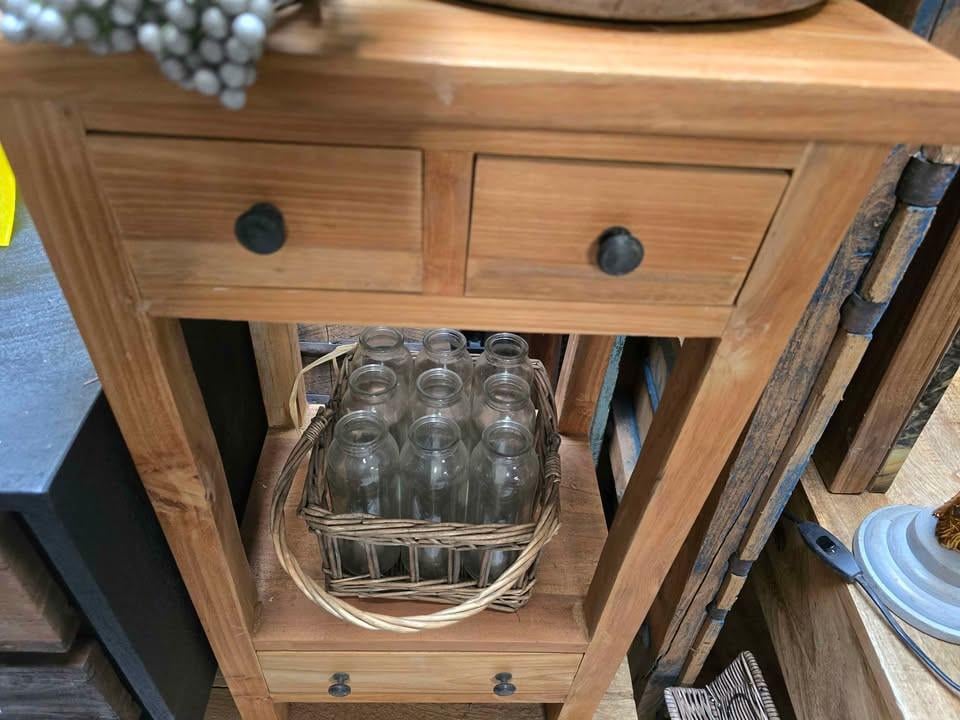 NACHTKASTJE/HALKASTJE TEAK LAATSTE STUKS NU €115,- WEG=WEG