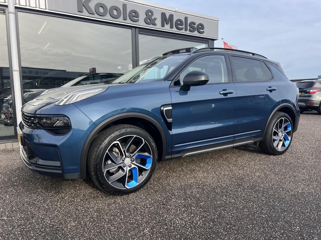 Lynk & Co 01 1.5 261pk phev plug in hybrid , pano dak,car play, adaptive cc